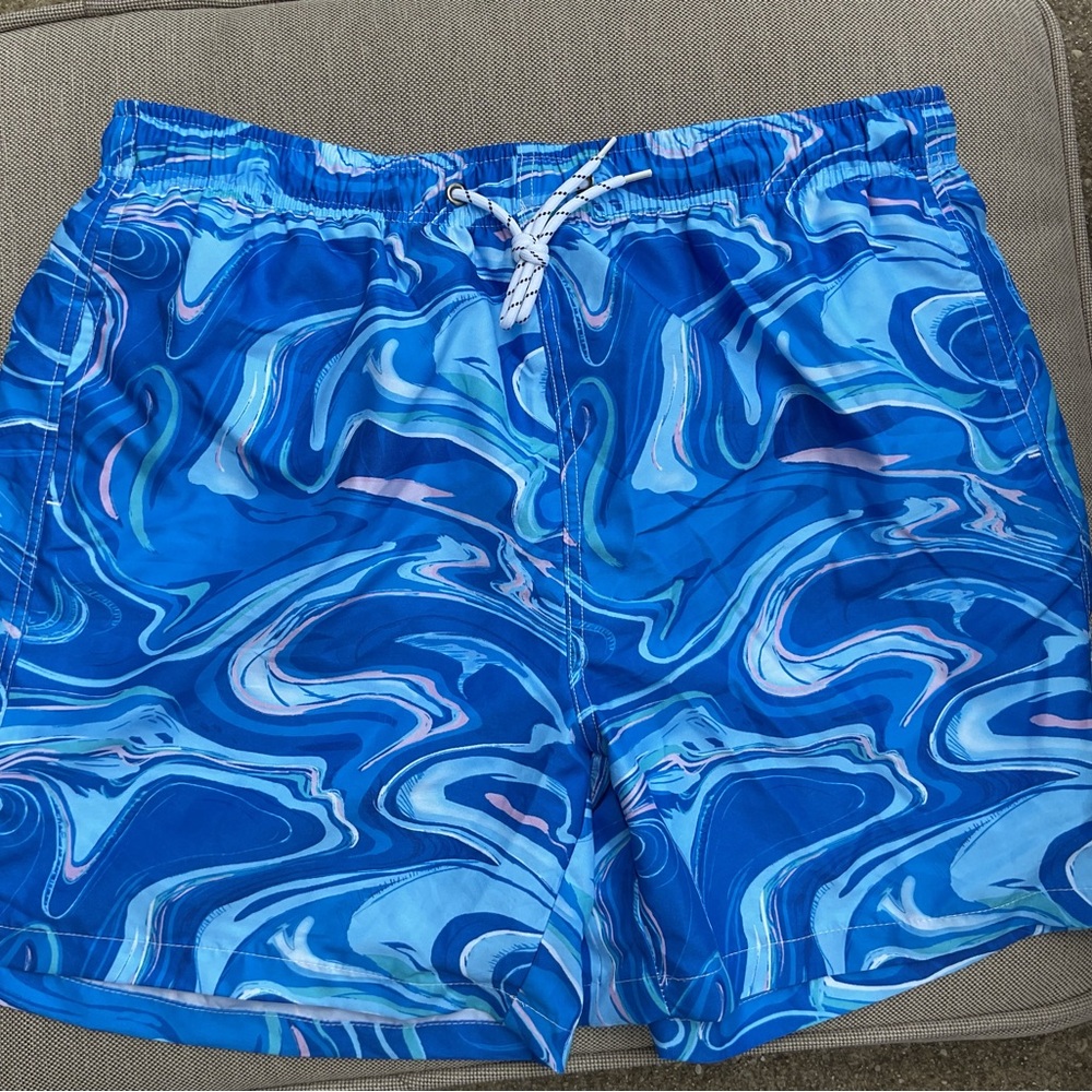 Manfinity Men marble print swimsuit